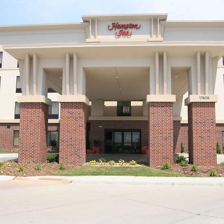 Newly Renovated Hampton Inn Omaha West Lakeside Экстерьер фото