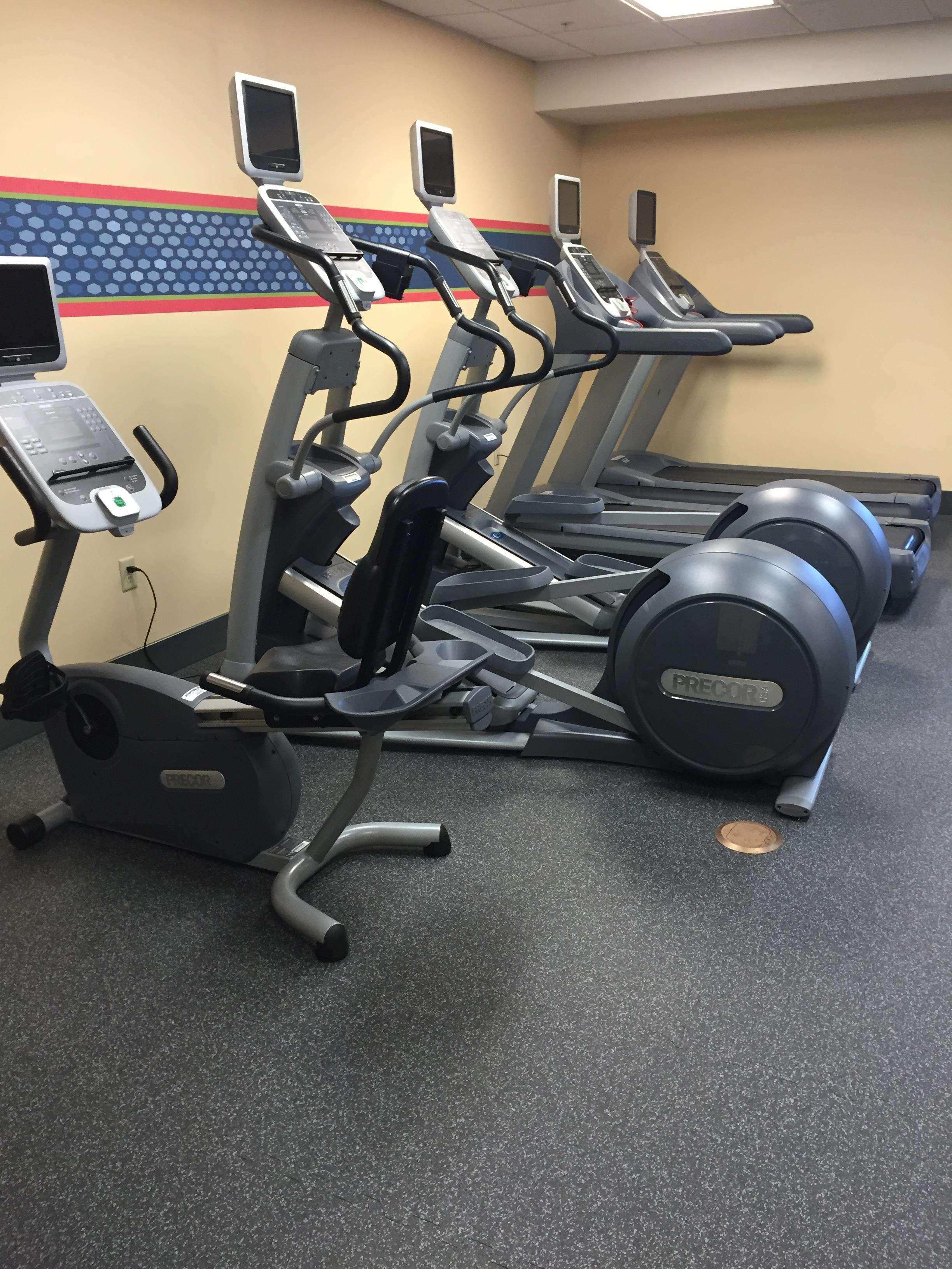 Newly Renovated Hampton Inn Omaha West Lakeside Экстерьер фото